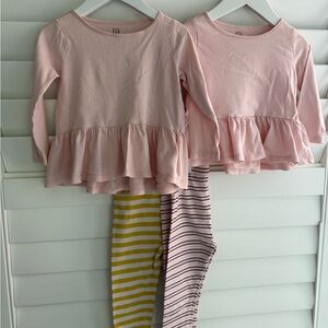 GAP 2 tops and 2 leggings